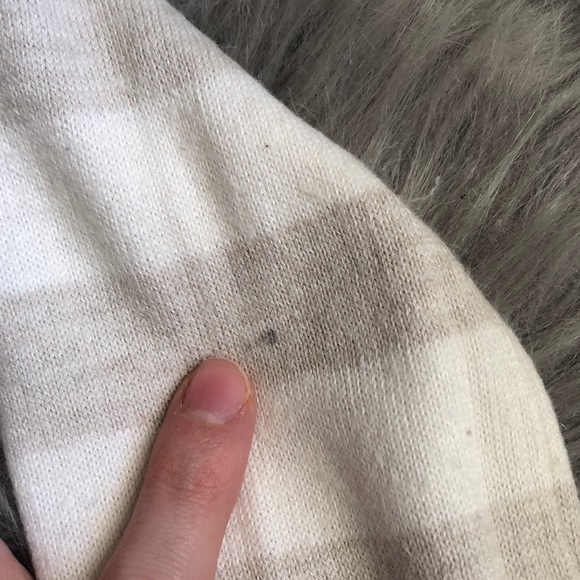 Hollister V Neck Sweater - Picture 3 of 7